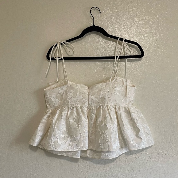 Ivory babydoll front bow crop top - Picture 6 of 6